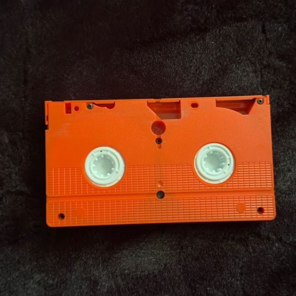 Rugrats In Paris Full-Length Movie Orange VHS Tape - Picture 4 of 5